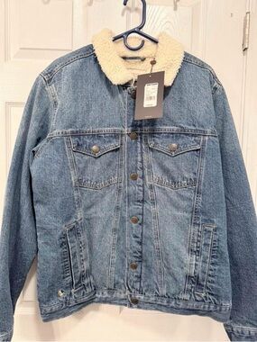 NWT-Men’s Cody James Jean Jacket Medium Wash